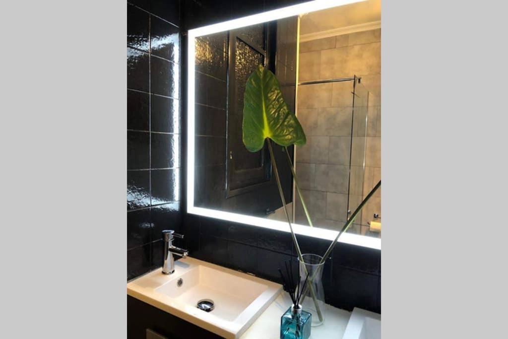 New! Beautiful City Apartment Santander Bagian luar foto