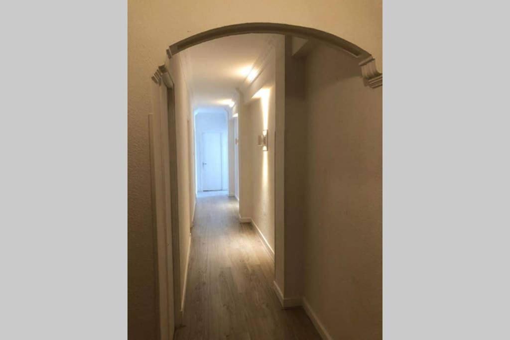 New! Beautiful City Apartment Santander Bagian luar foto
