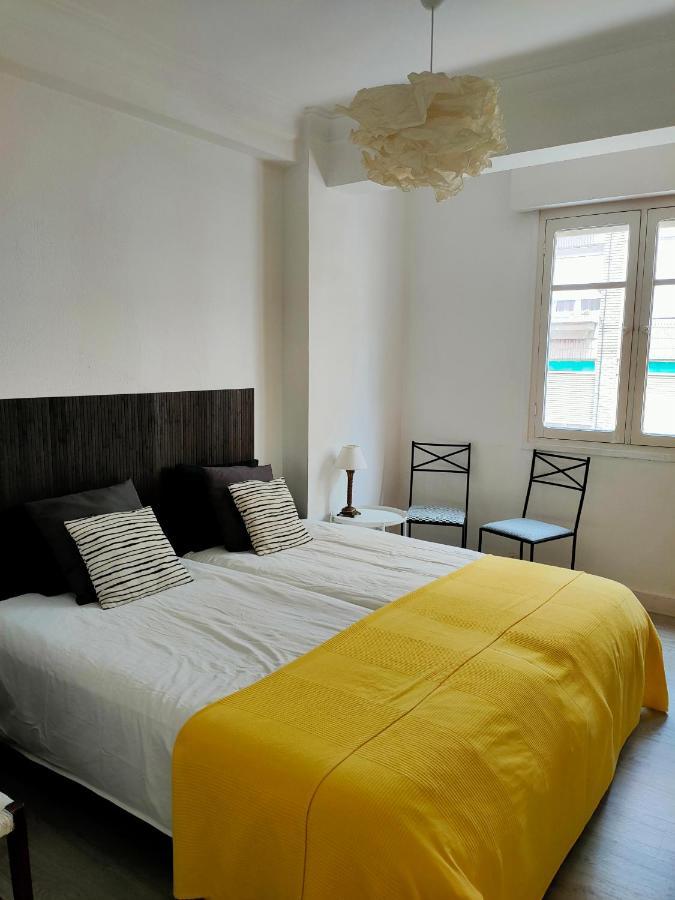 New! Beautiful City Apartment Santander Bagian luar foto